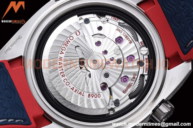 Omega - Seamaster 600m 43.5mm 36Th Americas Cup SS/RU White VSF A8900
