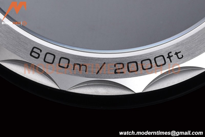 Omega - Seamaster Planet Ocean 600m 43.5mm SS/RU Black/Org VSF A8900