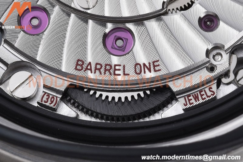 Omega - Seamaster Planet Ocean 600m 43.5mm SS/SS Black/Org VSF A8900