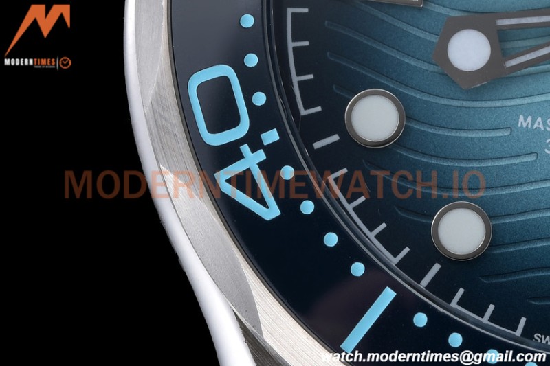 Omega - Seamaster Diver 300m 42mm SS/SS Gradient Blue GDF MY8215