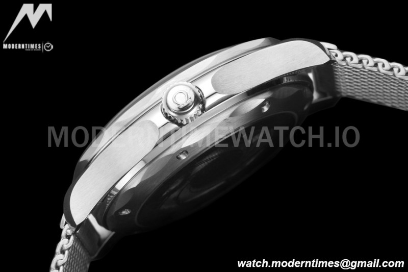 Omega - Seamaster Diver 300M 42mm James Bond 60th Anniv. SS/SS Blue BLSF A8806