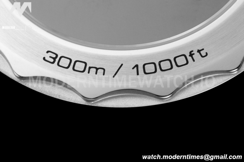 Omega - Seamaster Diver 300m 42mm SS/SS Black T+F A8800