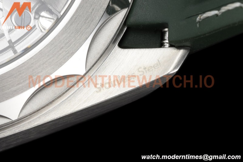 Omega - Seamaster Aqua Terra 150m 43mm Worldtimer SS/RU Green VSF A8938