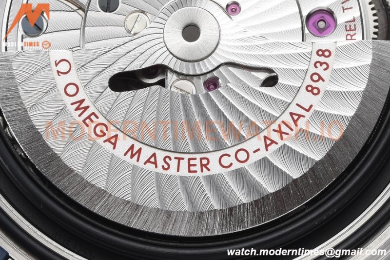Omega - Seamaster Aqua Terra 150m 43mm Worldtimer SS/RU Green VSF A8938
