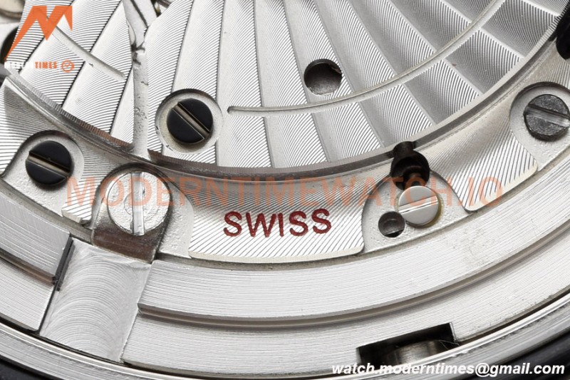 Omega - Seamaster Diver 300m 42mm YG/SS Black VSF A8800