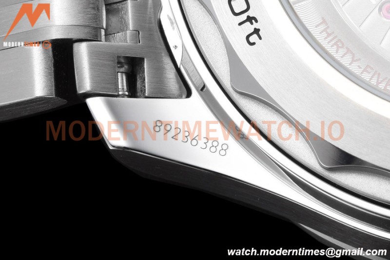 Omega - Seamaster Diver 300m 42mm Black SS/SS White Dial VSF A8800
