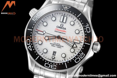 Omega - Seamaster Diver 300m 42mm Black SS/SS White Dial VSF A8800