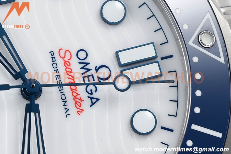 Omega - Seamaster Diver 300m 42mm Blue SS/SS White Dial VSF A8800