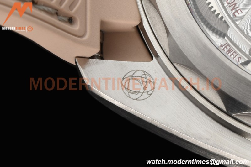 Omega - Seamaster Planet Ocean 600m 43.5mm SS/RU Brz/Cer Beige VSF A8900