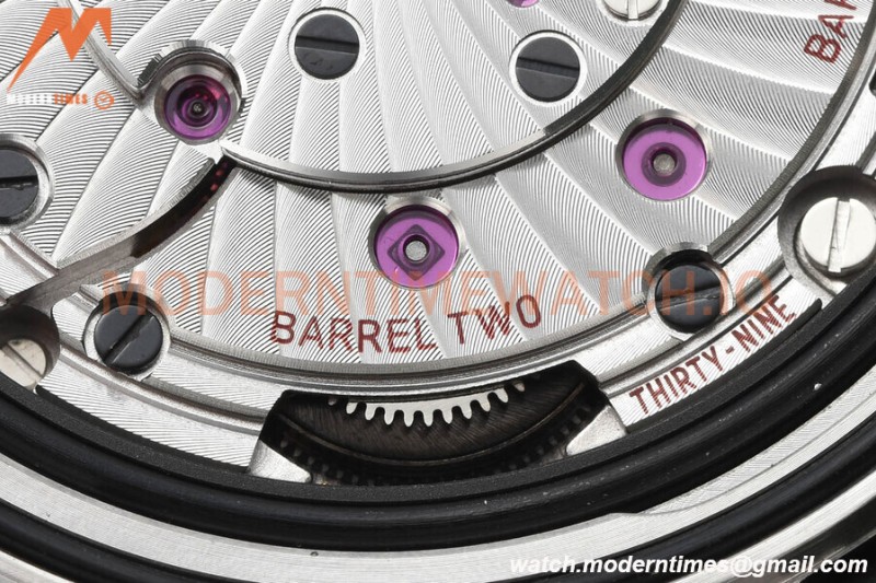 Omega - Seamaster Planet Ocean 600m 43.5mm SS/RU Grn/Cer Silver VSF A8900