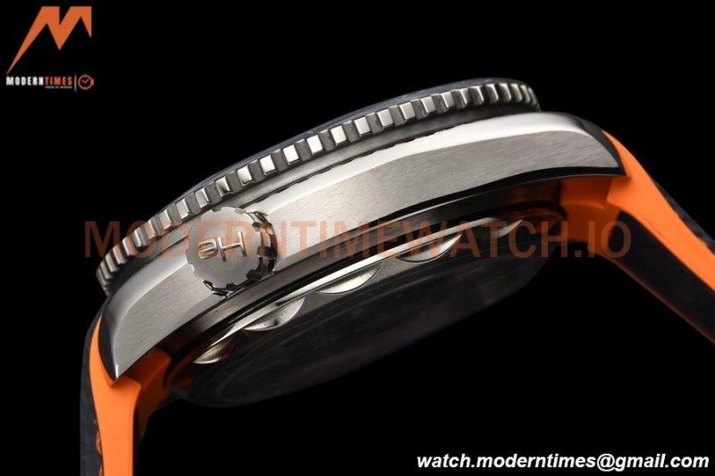 Omega - Seamaster Planet Ocean 600m 43.5mm TI/RU Gry/Cer Grey VSF A8900