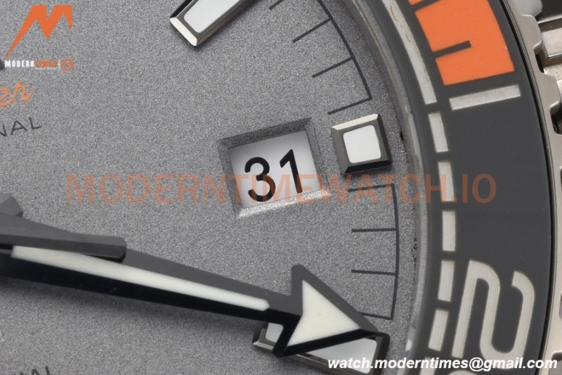 Omega - Seamaster Planet Ocean 600m 43.5mm TI/RU Gry/Cer Grey VSF A8900