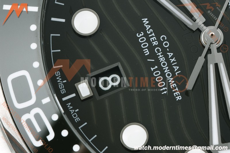 Omega - Seamaster Diver 300m 42mm Ceramic SS/SS Green Dial VSF VS8800