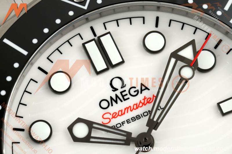 Omega - Seamaster Diver 300m 42mm Ceramic SS/SS White Dial VSF V4 VS8800