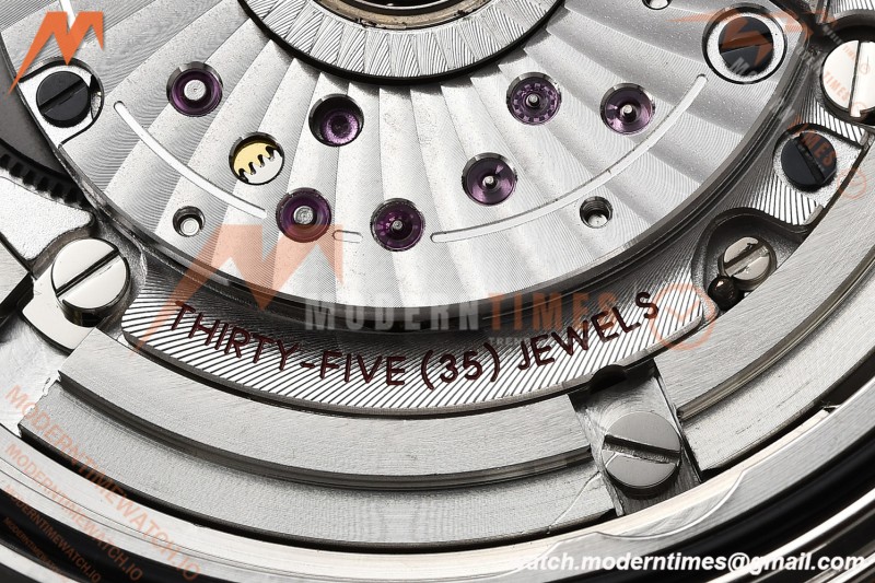 Omega - Seamaster Diver 300m 42mm James Bond Ceramic SS/SS Black Dial VSF V4 VS8800