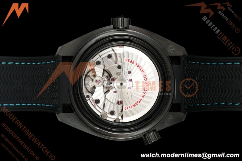 Omega - Seamaster Planet Ocean 600m 45.5mm GMT Worldtimer CER/NY Blk/Grn VSF SA8938