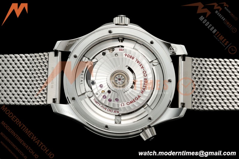 Omega - Seamaster Diver 300M 42mm James Bond 60th Anniv. SS/SS Blue VSF V4 A8806
