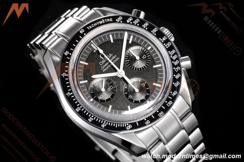 Omega - Speedmaster Moonwatch 44mm SS/SS Black TVSF A9300