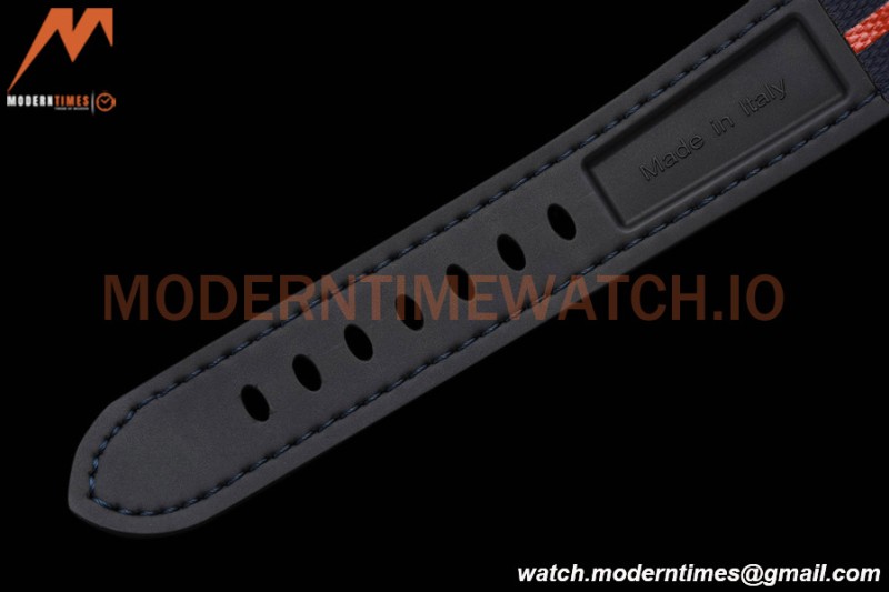 Panerai - PAM1507 Submersible GMT Luna Rossa 42mm TI/NY Blue VSF P900