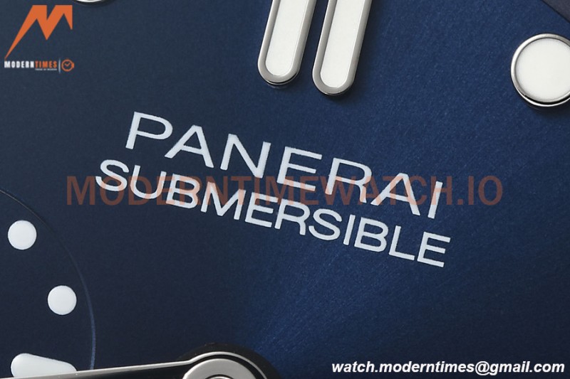 Panerai - PAM1507 Submersible GMT Luna Rossa 42mm TI/NY Blue VSF P900