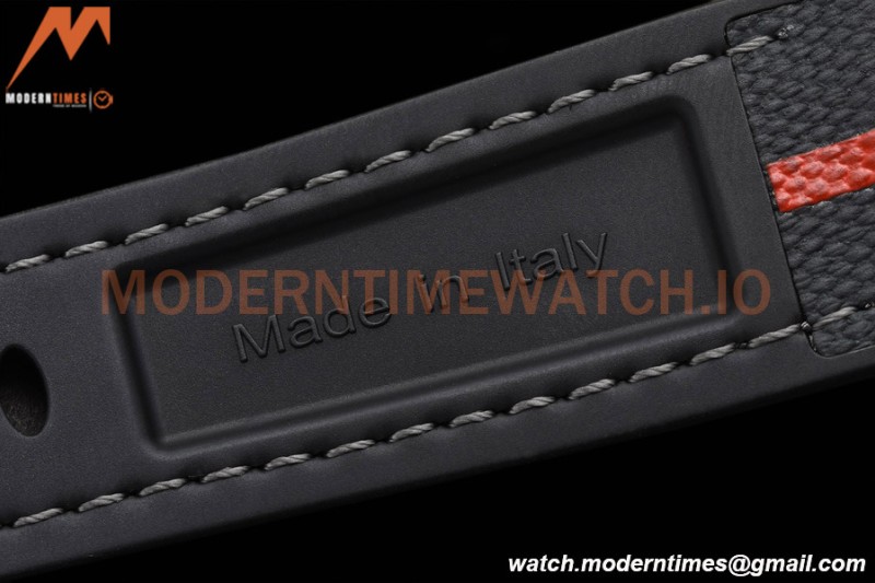 Panerai - PAM1579 Submersible Luna Rossa 42mm SS/RU White VSF P900