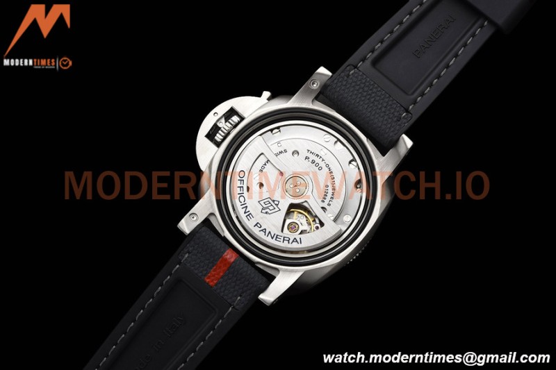 Panerai - PAM1579 Submersible Luna Rossa 42mm SS/RU White VSF P900