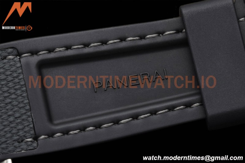 Panerai - PAM1565 Submersible Luna Rossa 42mm SS/RU Blue VSF P900