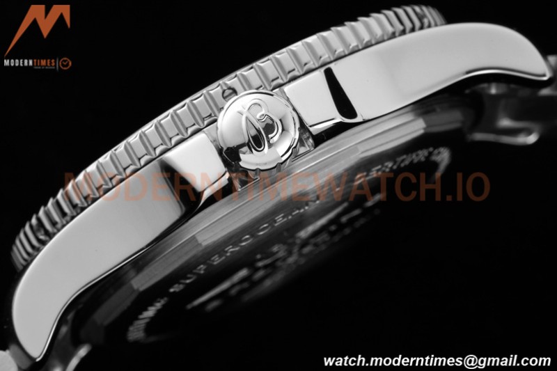 Breitling - Superocean 44mm Automatic SS/SS Blk/Stk/Num TF Asia 2824