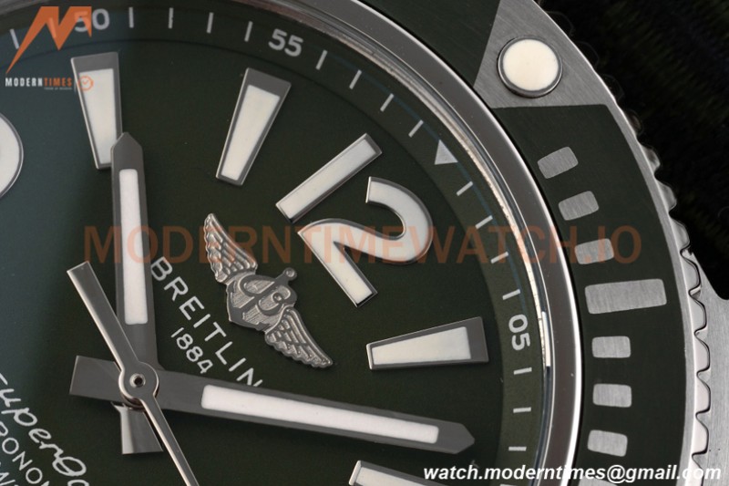 Breitling - Superocean 44mm Automatic SS/NY Grn/Stk/Num TF Asia 2824