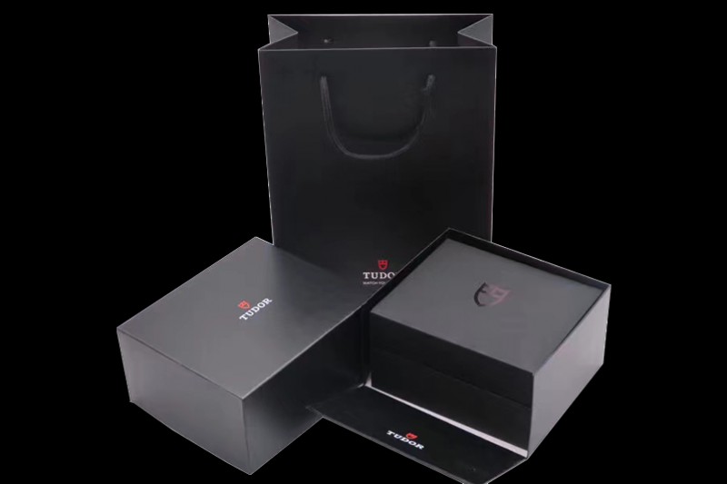 Tudor - Black Wooden Watch Box Set Top 1:1 Quality with Booklet and Card