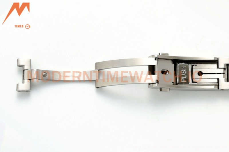 Omega - Planet Ocean 45.5mm Ultra Deep Orange SS/SS Grey VRF A8912