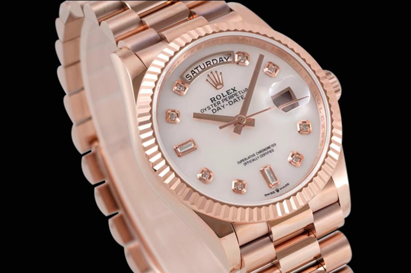 Rolex - DayDate 36mm 128235 Flt Pres RG/RG Mop/Dia TWSF A2836