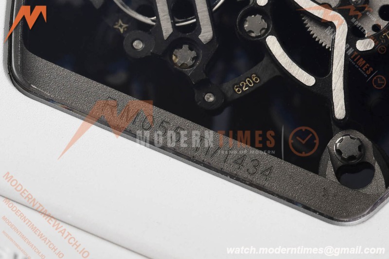 Richard Mille - RM055 Bubba Watson White CER/RU Blu/Blk Rehaut Skeleton SZF RMUL2
