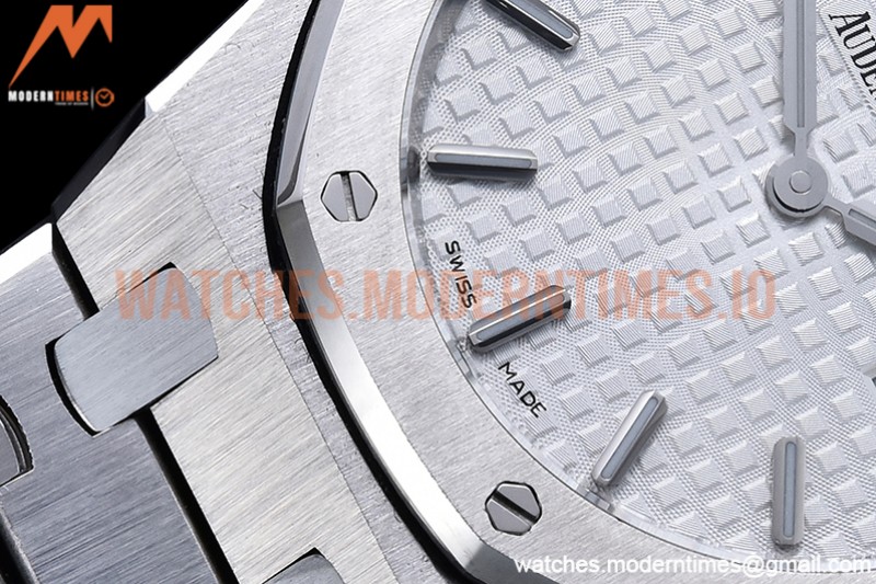 Audemars Piguet - Royal Oak Ladies 67650ST 33mm SS/SS White JJF Quartz