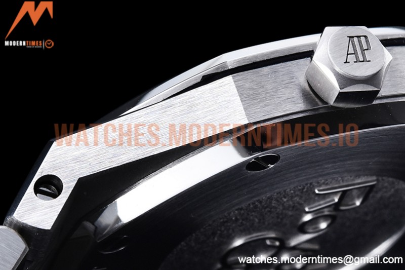Audemars Piguet - Royal Oak Ladies 67651ST 33mm Dia SS/SS White JJF Qtz