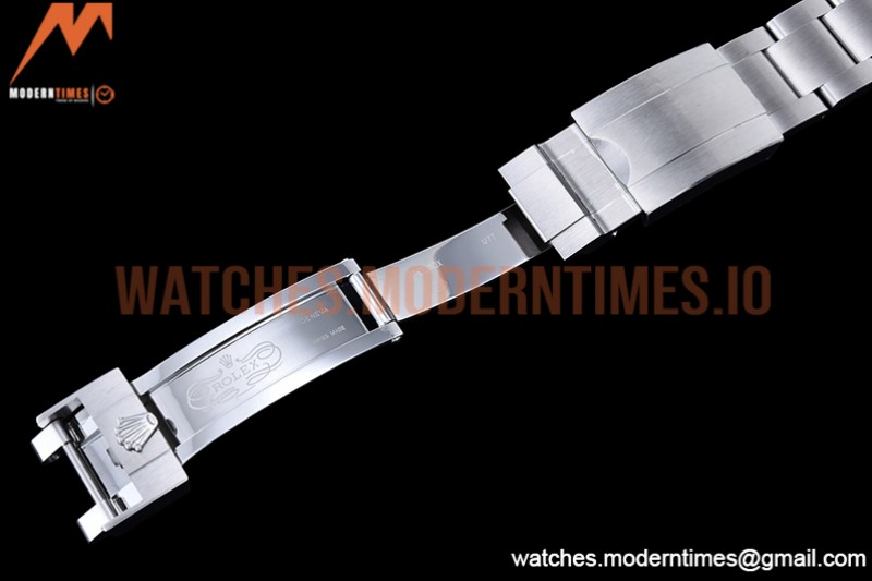 Rolex - Explorer II 226570 904L SS/SS Wht JVS VR3285 CHS
