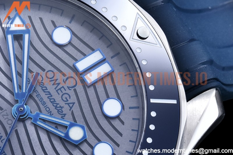 Omega - Seamaster 300m 2018 Blue SS/RU Grey GDF MY8215